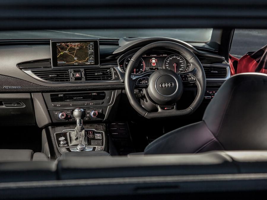 Торпедо Audi RS7 Sportback 2014 года  (AU) (фото 7 из 18)